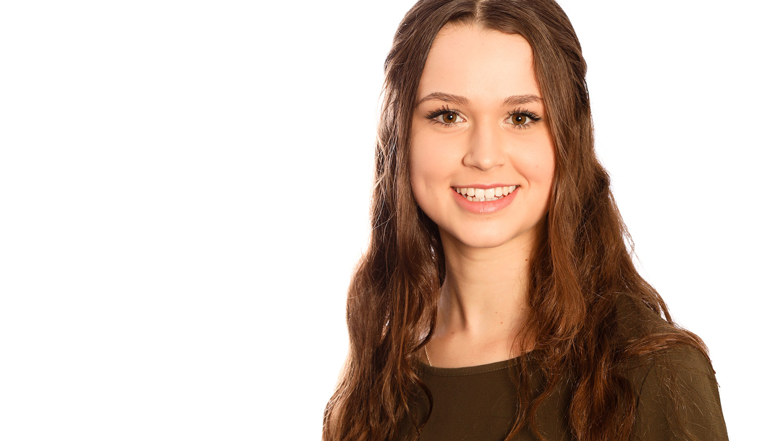 Maddi wins Apprentice of the Year in the LUCA Awards 2020