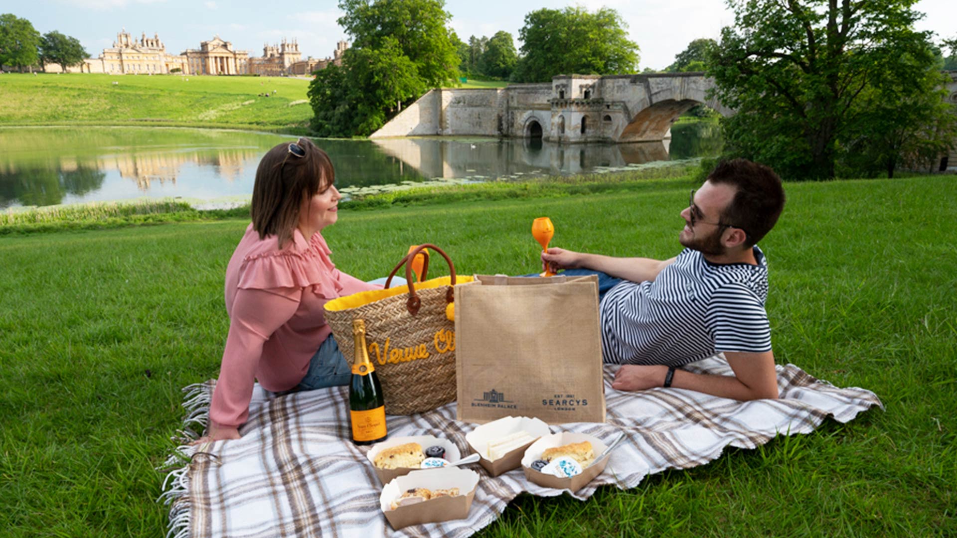 Enjoy the ‘Finest View in England’ With a Summer Picnic at Blenheim Palace