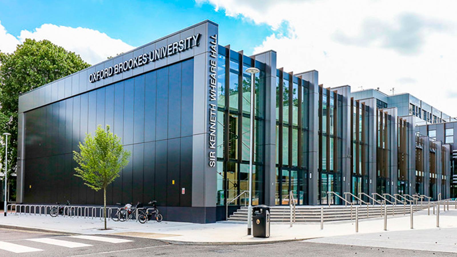 Oxford Brookes Business School awarded Small Business Charter status