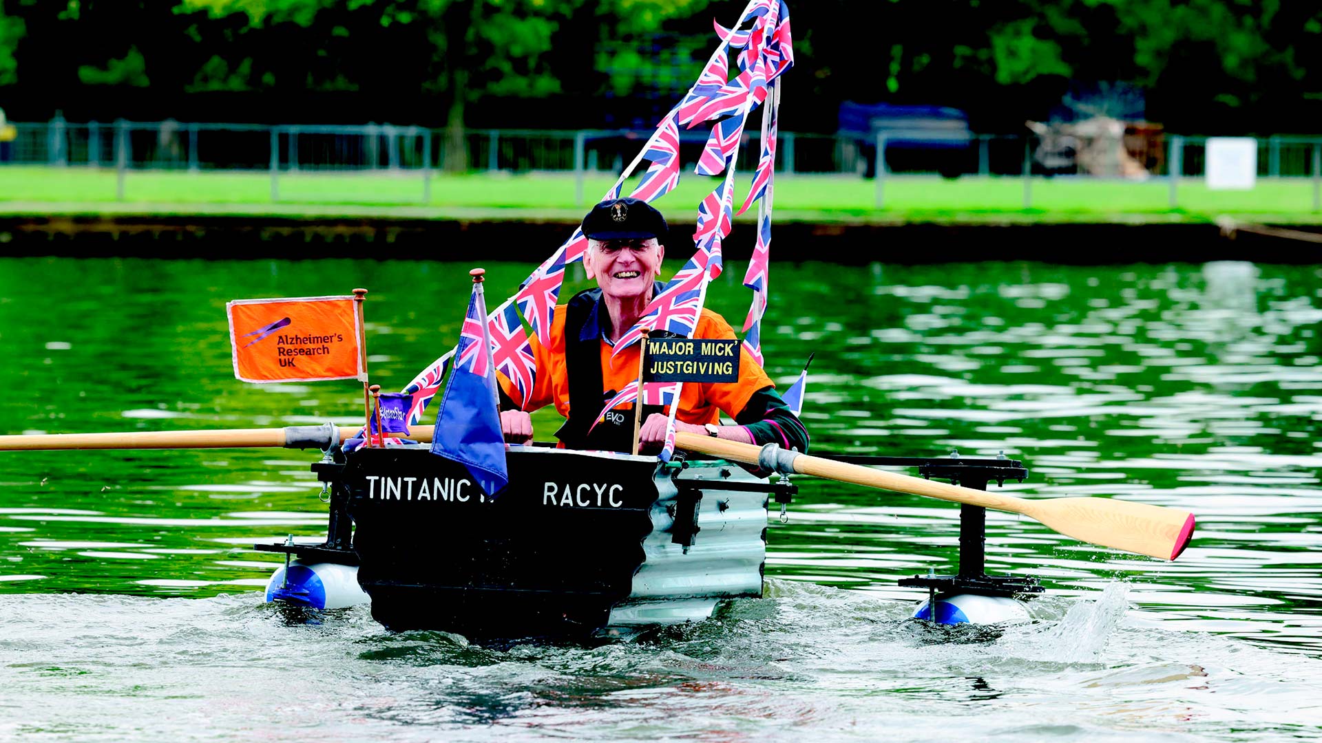 Major Mick’s 100 Mile Tintanic Adventure for Alzheimer’s Research UK Reaches Blenheim Palace