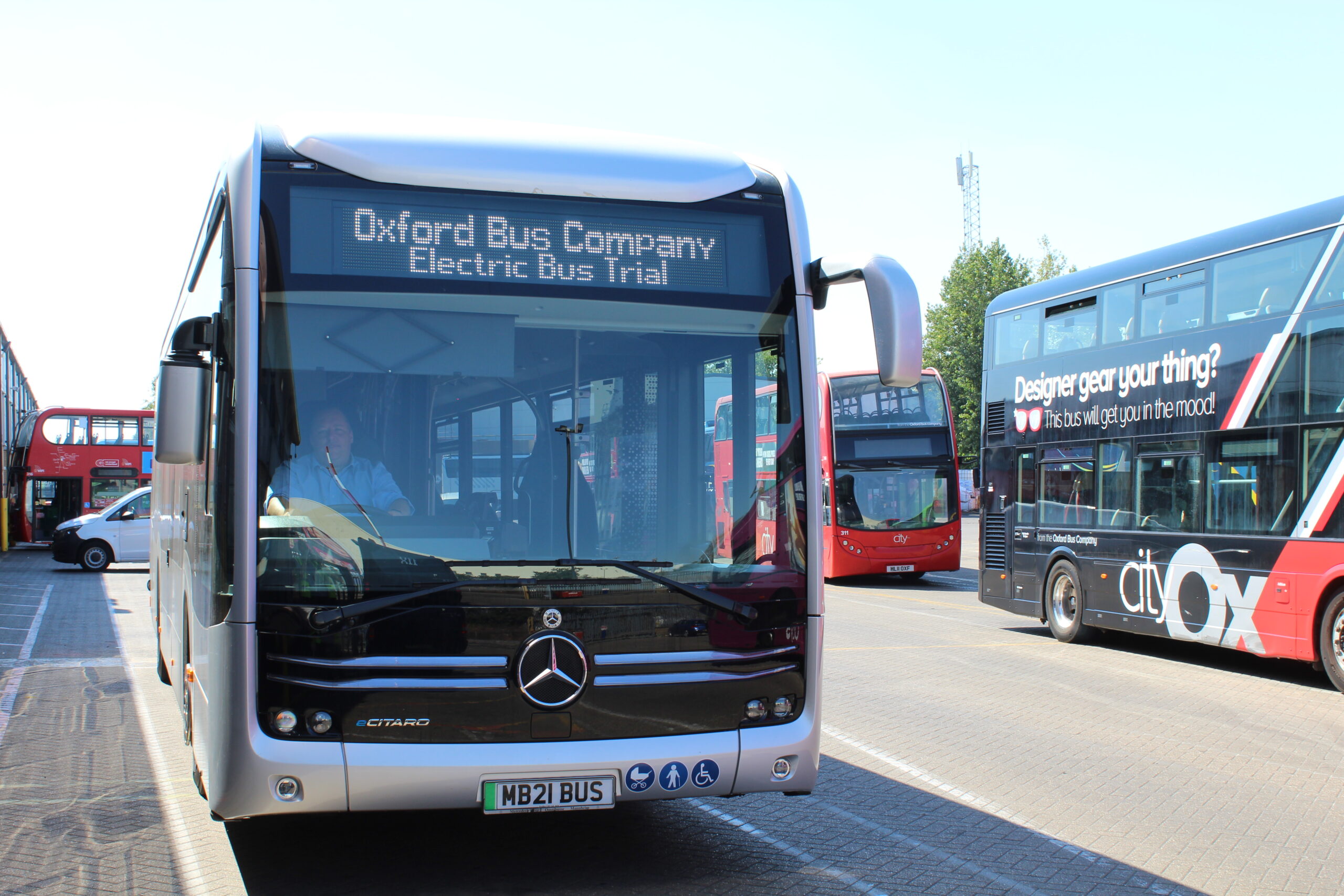 Electric bus on trial in Oxford as city prepares for low carbon future