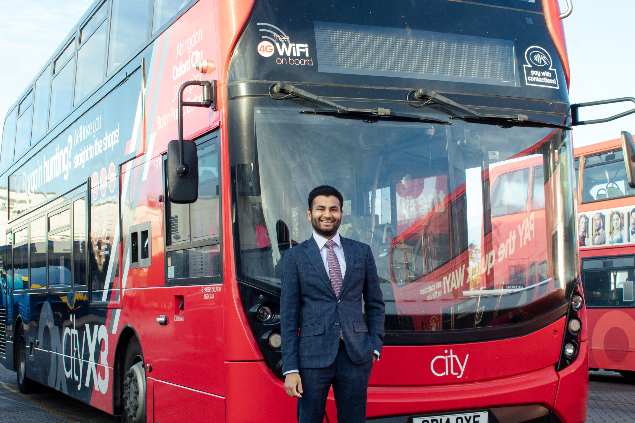 Oxford Bus Company invests in graduates to inspire the next generation in transport