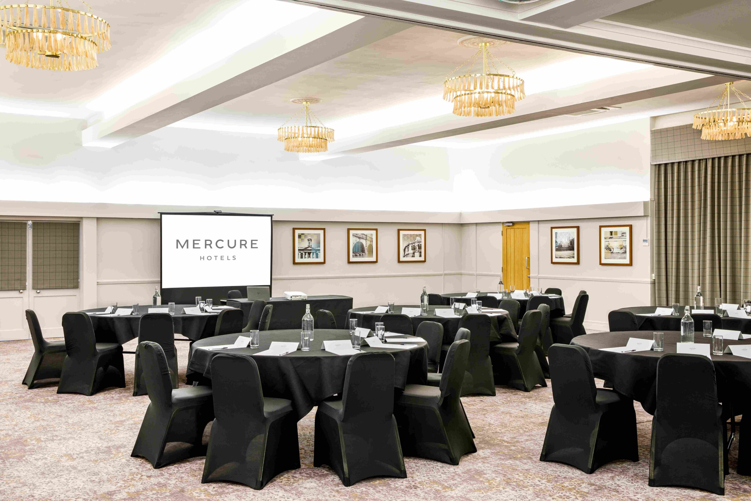 A LOOK INSIDE MERCURE OXFORD HAWKWELL HOUSE HOTEL’S CONFERENCE AND EVENT SPACE